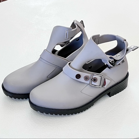 MELISSA Antares Ankle Boots Size 7 - New without tags - Picture 1 of 9